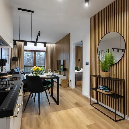 Park D9- Z Dostepem Do Basenu, Sauny, Jacuzzi, Silowni Апартаменты *